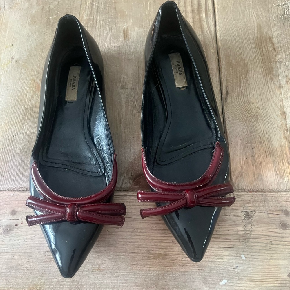 Prada Women's Black and Dark Red Patent Flats - Picture 2 of 13